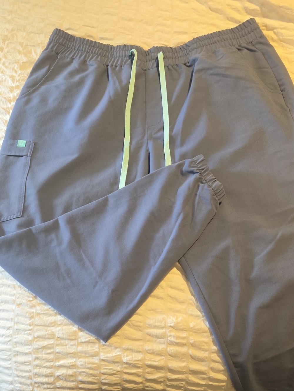 Women's Jogger Scrub Pants- Garde Malade